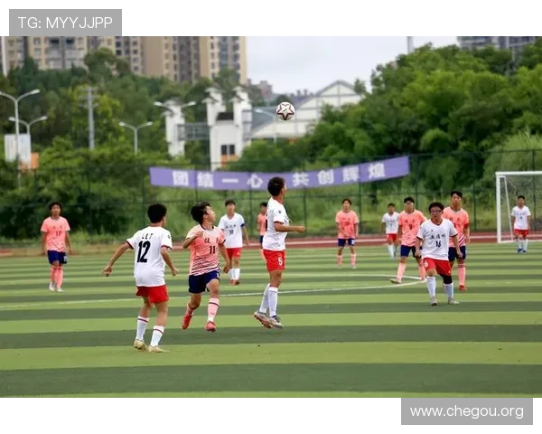 利用qy球友会千亿球友会平台，提升你的足球知识水平和比赛技巧，成为社区中的足球专家